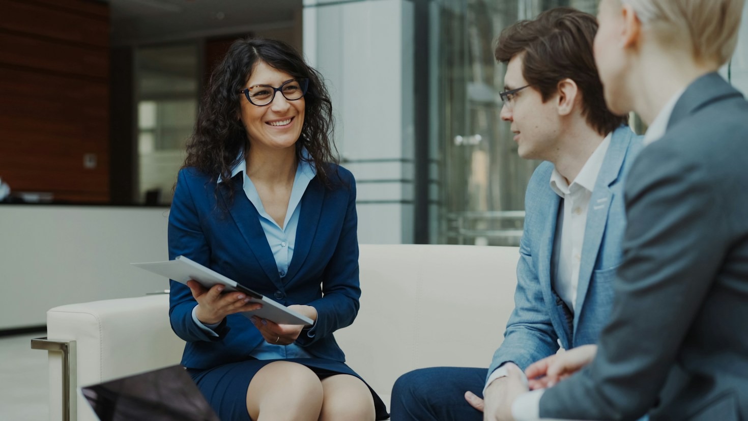 Five Signs Your Small Business Needs Brand Alignment
